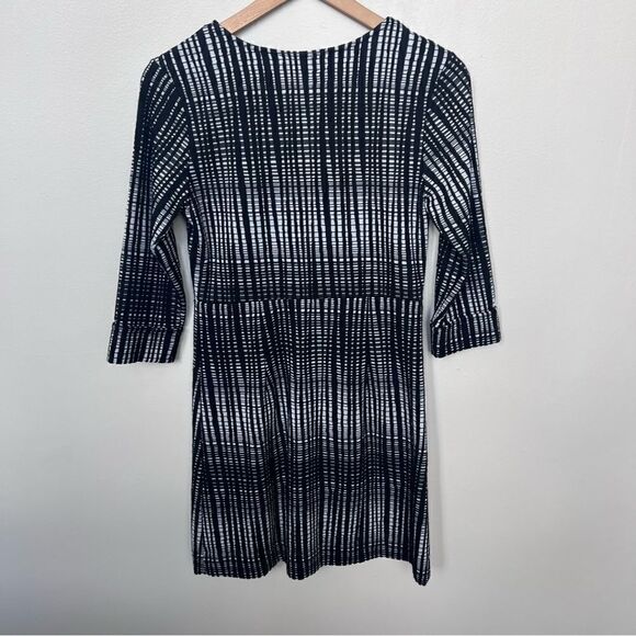 Evereve Allison Joy Black and White Printed Dress 3/4 Length Sleeves Size Small - Picture 3 of 11